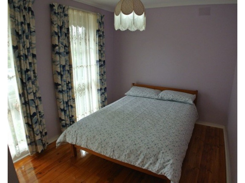 43 Remington Drive, Glen Waverley VIC 3150