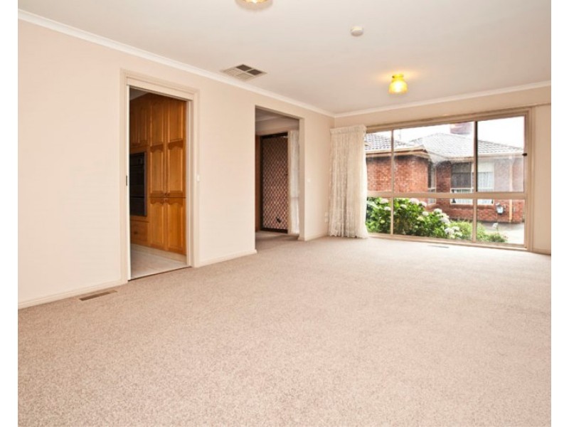 2/57 Watsons Road, Glen Waverley VIC 3150