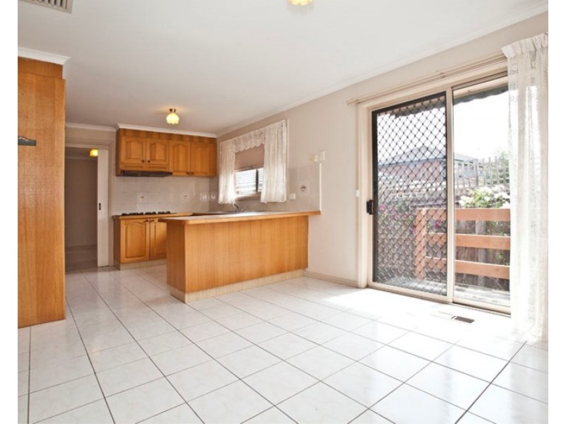 2/57 Watsons Road, Glen Waverley VIC 3150