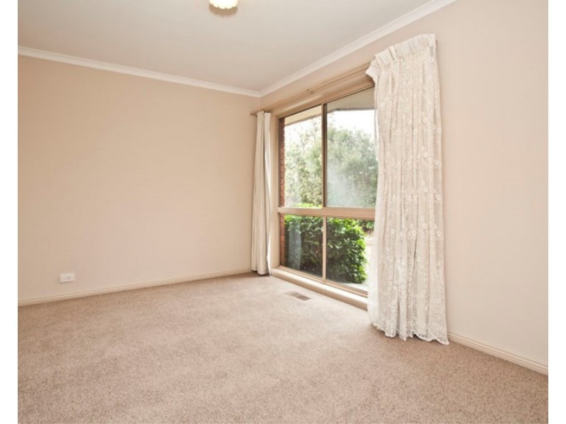 2/57 Watsons Road, Glen Waverley VIC 3150