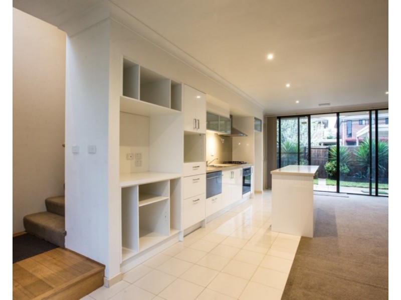2/9-13 Rose Street, Clayton VIC 3168