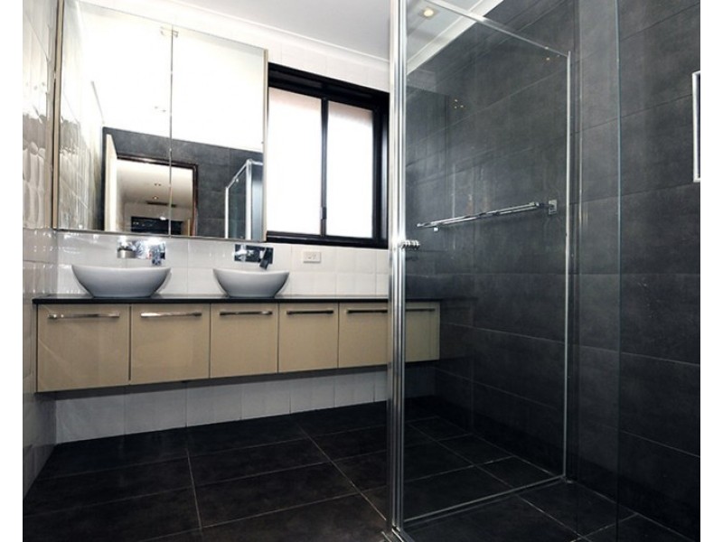 74 Shepherd Road, Glen Waverley VIC 3150