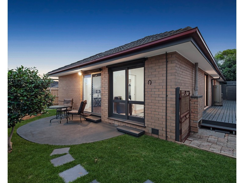 1/2 Halifax Street, Mulgrave VIC 3170