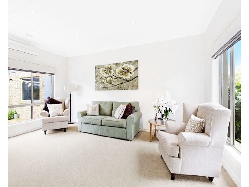 2/1 Vasey Avenue, Mount Waverley VIC 3149