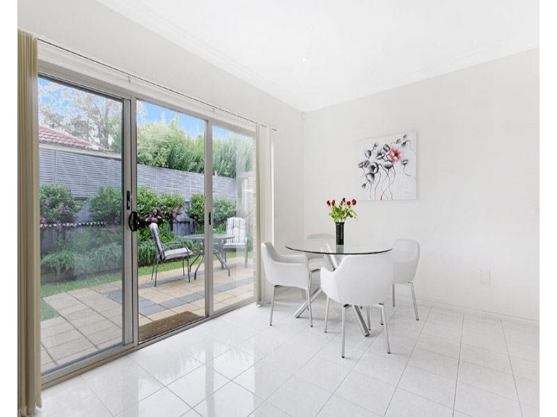 2/1 Vasey Avenue, Mount Waverley VIC 3149