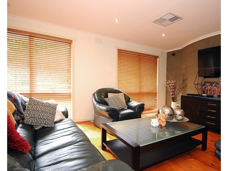 2 Easton Court, Dandenong North VIC 3175