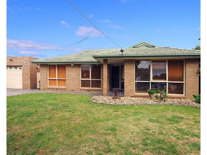 2 Easton Court, Dandenong North VIC 3175