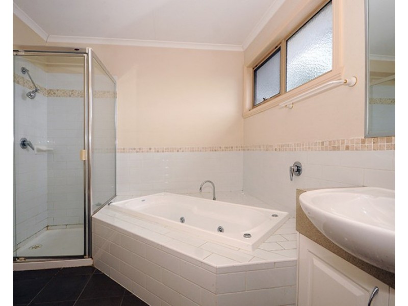 5/2 View Road, Glen Waverley VIC 3150