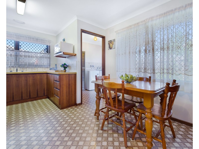 1/4 Short Street, Glen Waverley VIC 3150