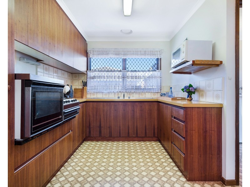 1/4 Short Street, Glen Waverley VIC 3150