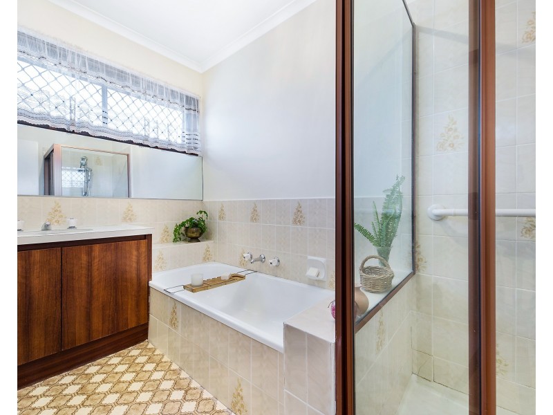 1/4 Short Street, Glen Waverley VIC 3150