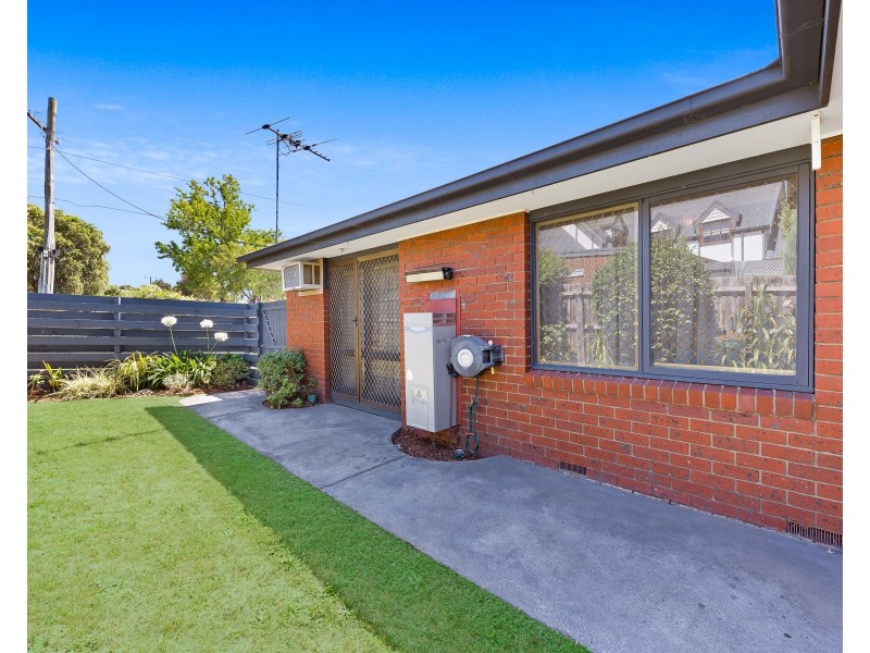 1/4 Short Street, Glen Waverley VIC 3150