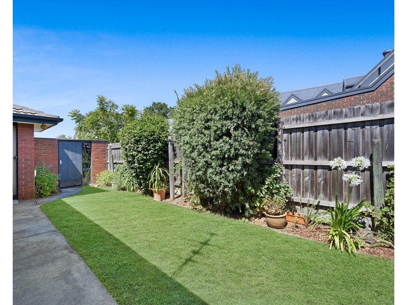 1/4 Short Street, Glen Waverley VIC 3150