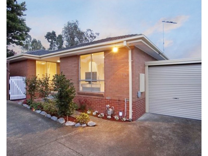 2/23 Mandowie Road, Glen Waverley VIC 3150