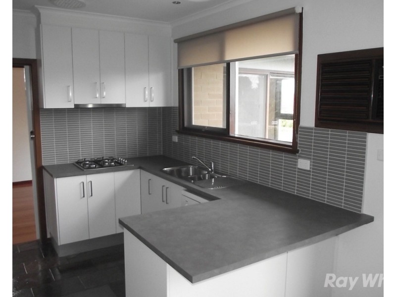 87 Strada Crescent, Wheelers Hill VIC 3150