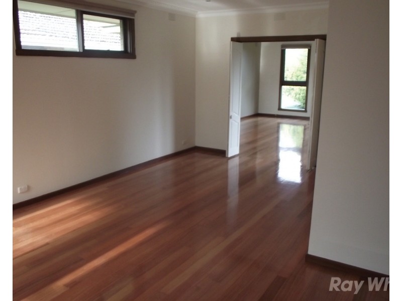 87 Strada Crescent, Wheelers Hill VIC 3150