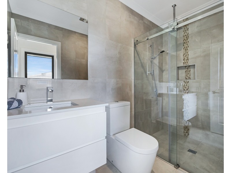 2/4 Morocco Court, Glen Waverley VIC 3150