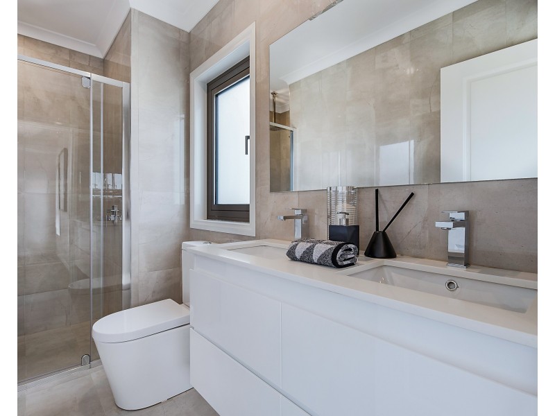 2/4 Morocco Court, Glen Waverley VIC 3150