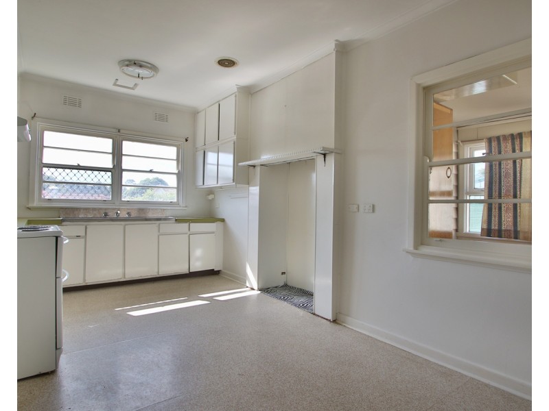 34 Fiander Avenue, Glen Waverley VIC 3150