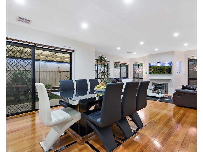 2/43 Highfield Avenue, Mulgrave VIC 3170