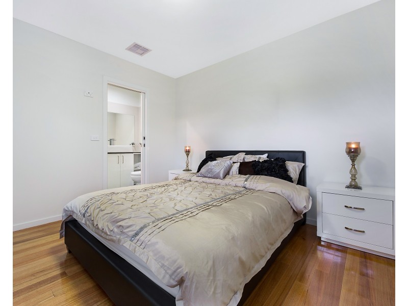 2/43 Highfield Avenue, Mulgrave VIC 3170