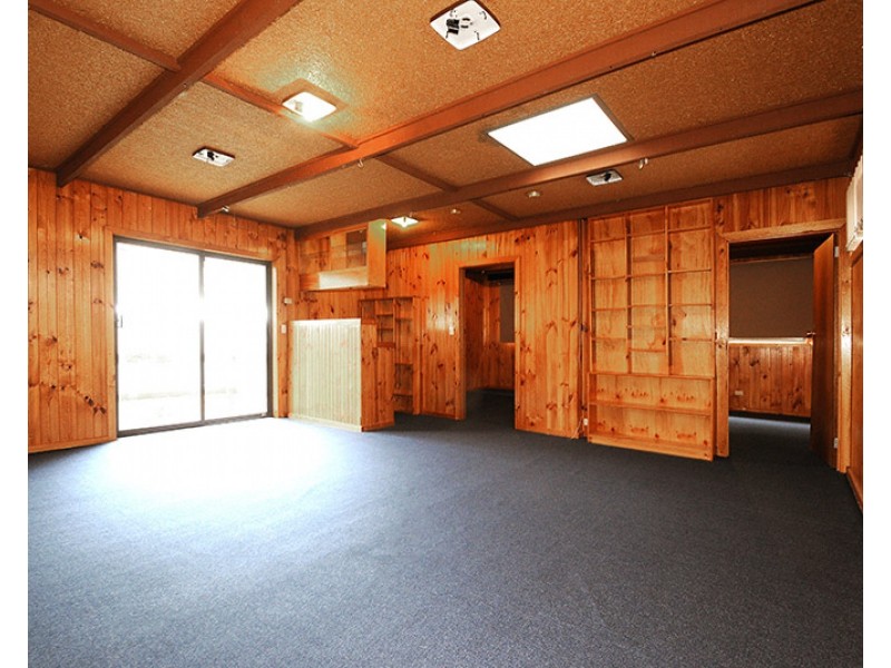 71 Husband Road, Forest Hill VIC 3131