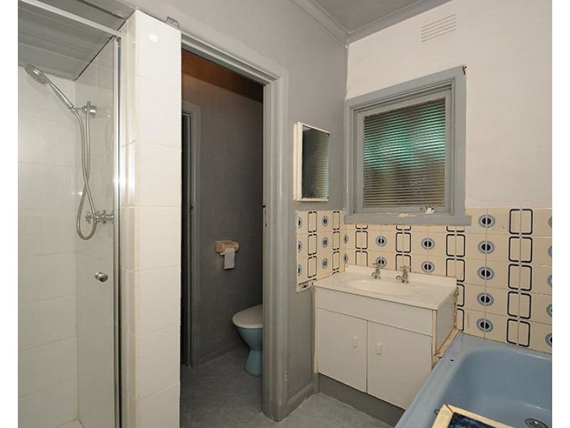 71 Husband Road, Forest Hill VIC 3131