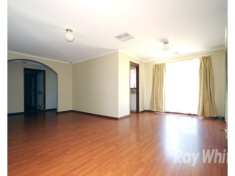 45 David Collins Way, Endeavour Hills VIC 3802