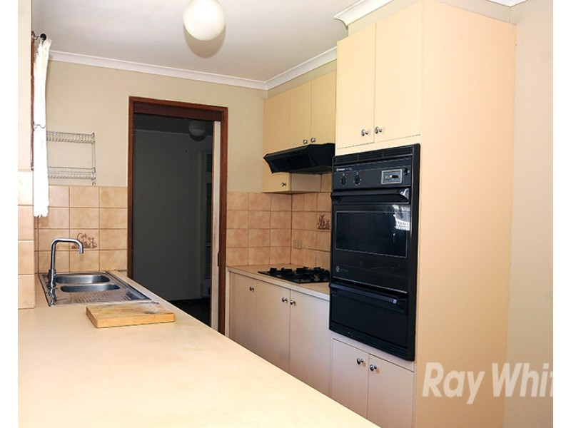 45 David Collins Way, Endeavour Hills VIC 3802