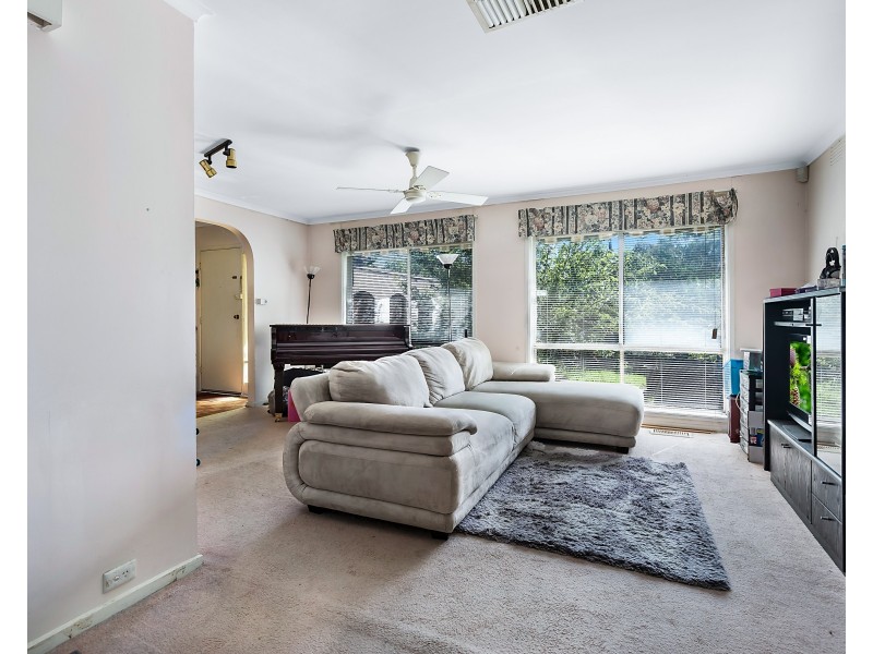 9 Roycroft Close, Glen Waverley VIC 3150