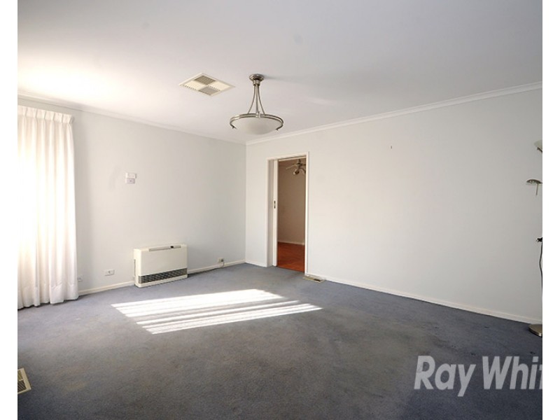 4 Templewood Avenue, Noble Park North VIC 3174