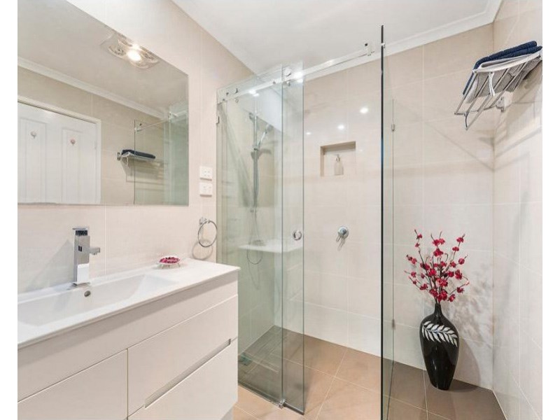 2/47 Brandon Park Drive, Wheelers Hill VIC 3150