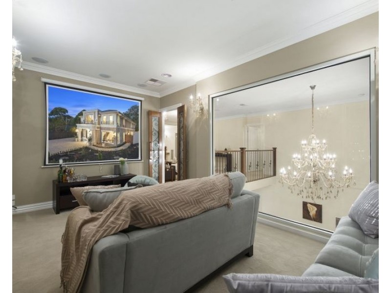 1 Lilian Street, Glen Waverley VIC 3150