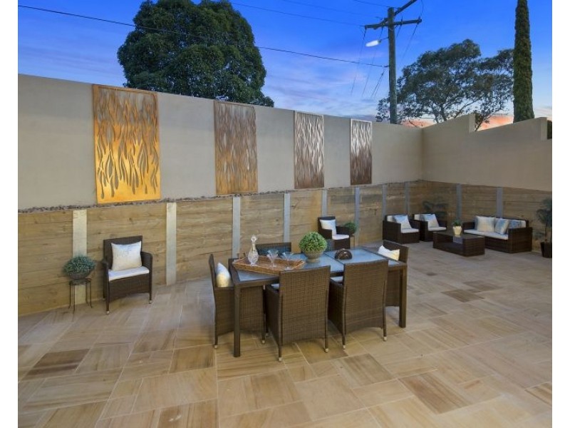 1 Lilian Street, Glen Waverley VIC 3150