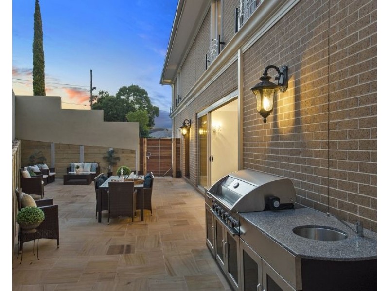 1 Lilian Street, Glen Waverley VIC 3150