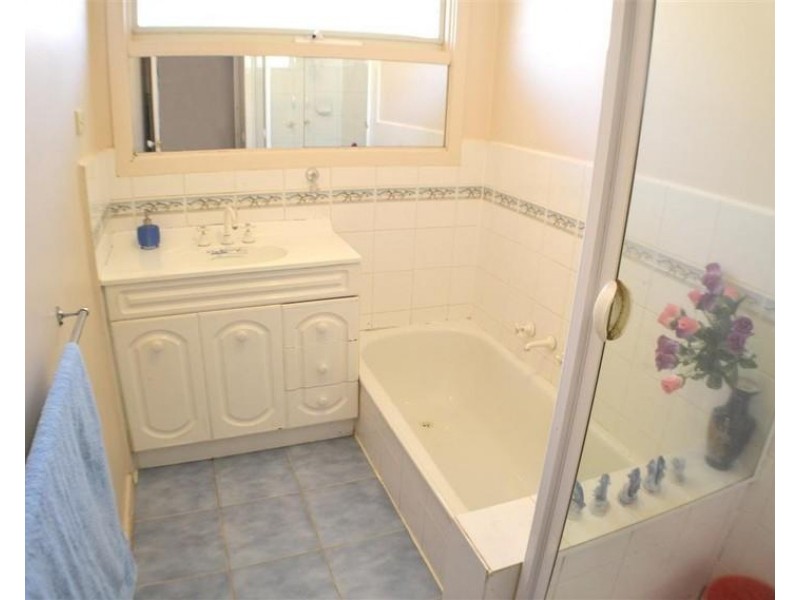 47 Bertrand Avenue, Mulgrave VIC 3170