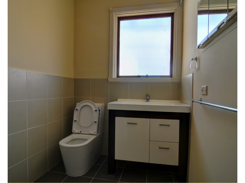 16 Highfield Avenue, Mulgrave VIC 3170