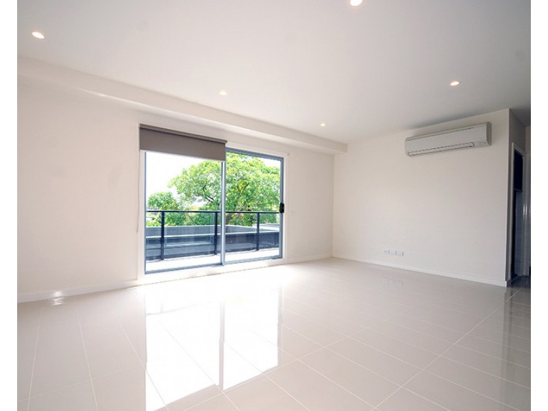 202/151-153 Huntingdale Road, Ashwood VIC 3147