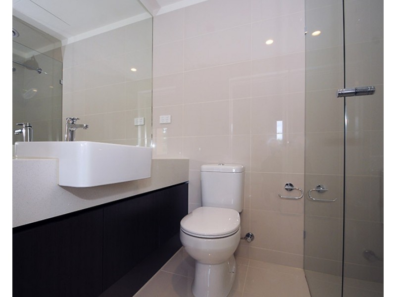 202/151-153 Huntingdale Road, Ashwood VIC 3147