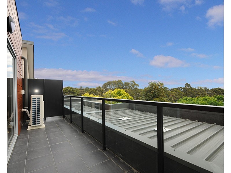 202/151-153 Huntingdale Road, Ashwood VIC 3147