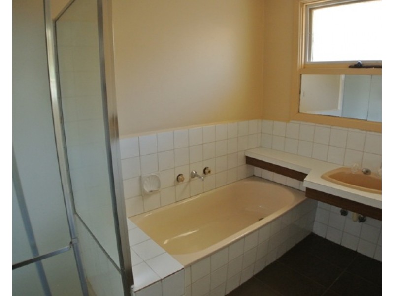 50 Camelot Drive, Glen Waverley VIC 3150