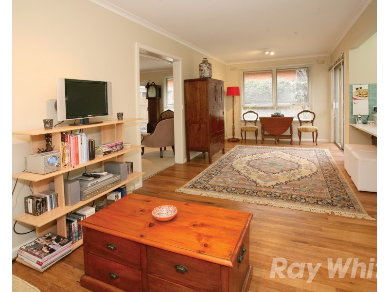 14 Lola Street, Mulgrave VIC 3170