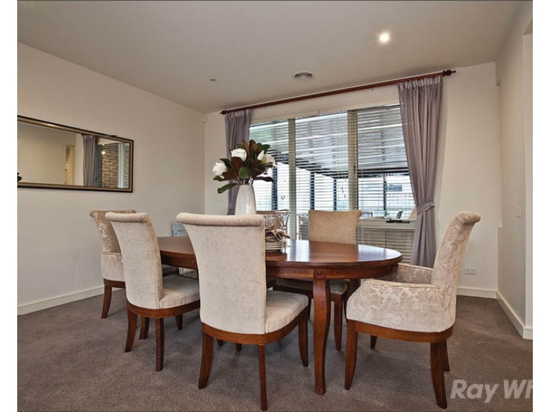 22 Anfield Crescent, Mulgrave VIC 3170