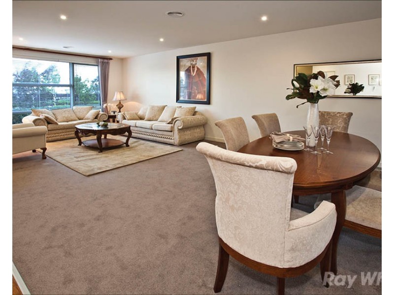 22 Anfield Crescent, Mulgrave VIC 3170