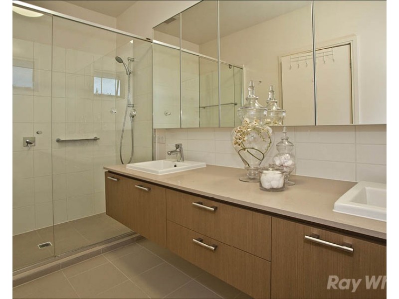 22 Anfield Crescent, Mulgrave VIC 3170