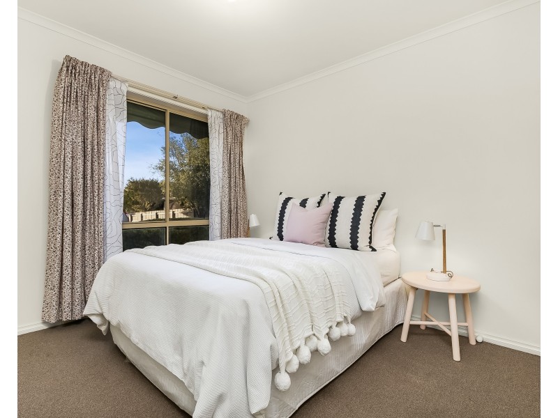 2/8 Olinda Street, Glen Waverley VIC 3150