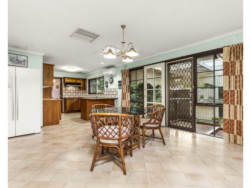 37 Barossa Avenue, Vermont South VIC 3133