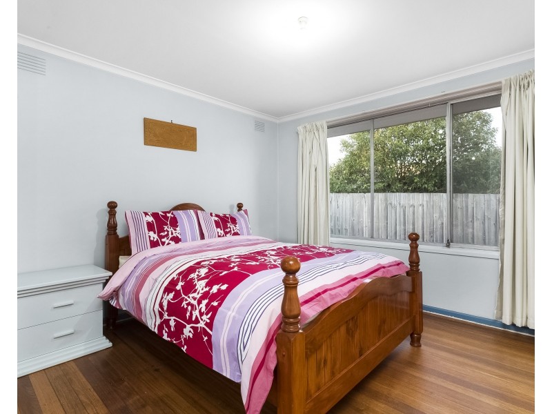 73 Tiverton Drive, Mulgrave VIC 3170