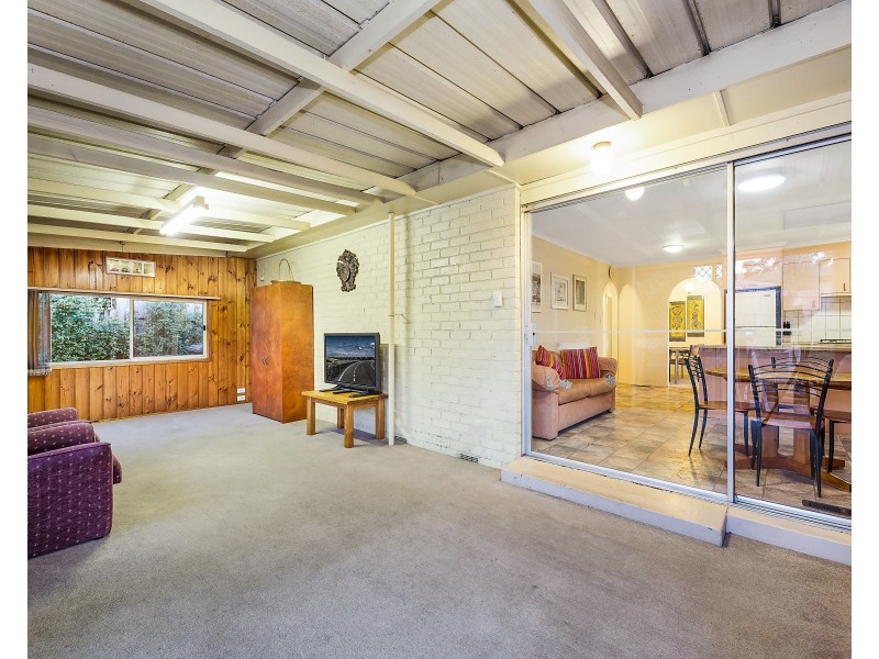 12 Orion Court, Mulgrave VIC 3170