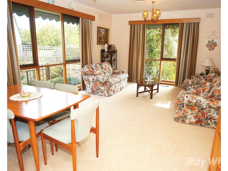 4 Regal Court, Glen Waverley VIC 3150